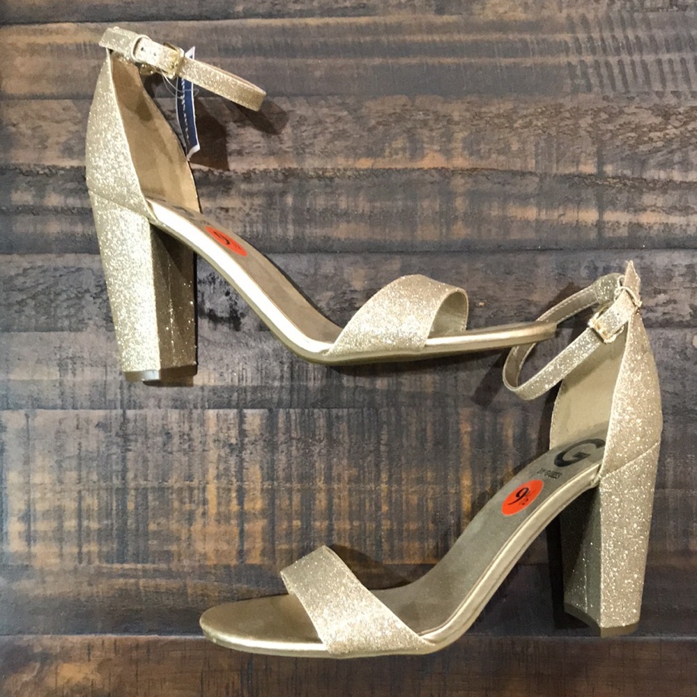 GUESS, Gold Glitter Heels Pumps, 4” block heel, NWT